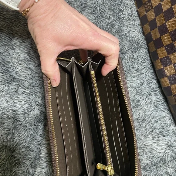 Checkered Women's Bag - Picture 3 of 6